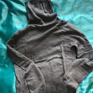Forever 21 Turtleneck Sweater